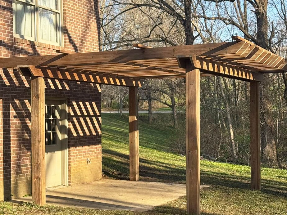 Pergolas Contractor in Lincoln
