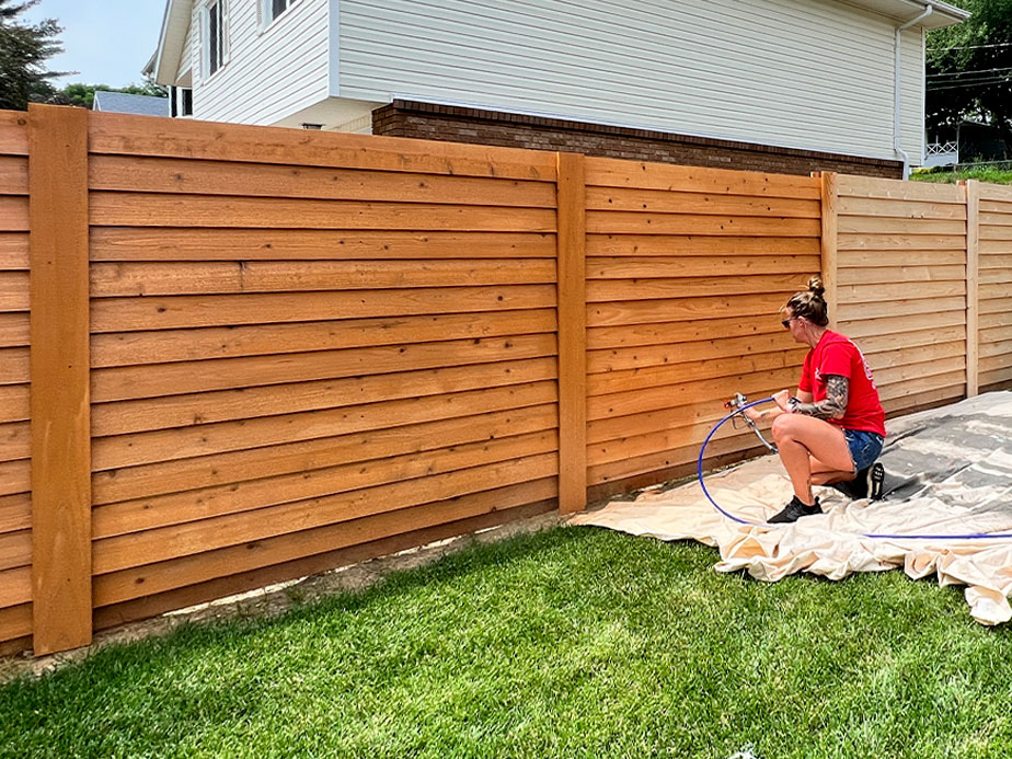 Fence Staining Contractor in Lincoln