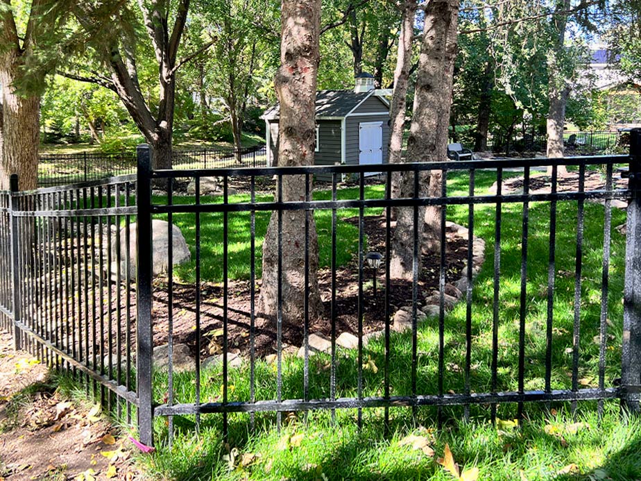 Residential Aluminum Fence Company In Lincoln