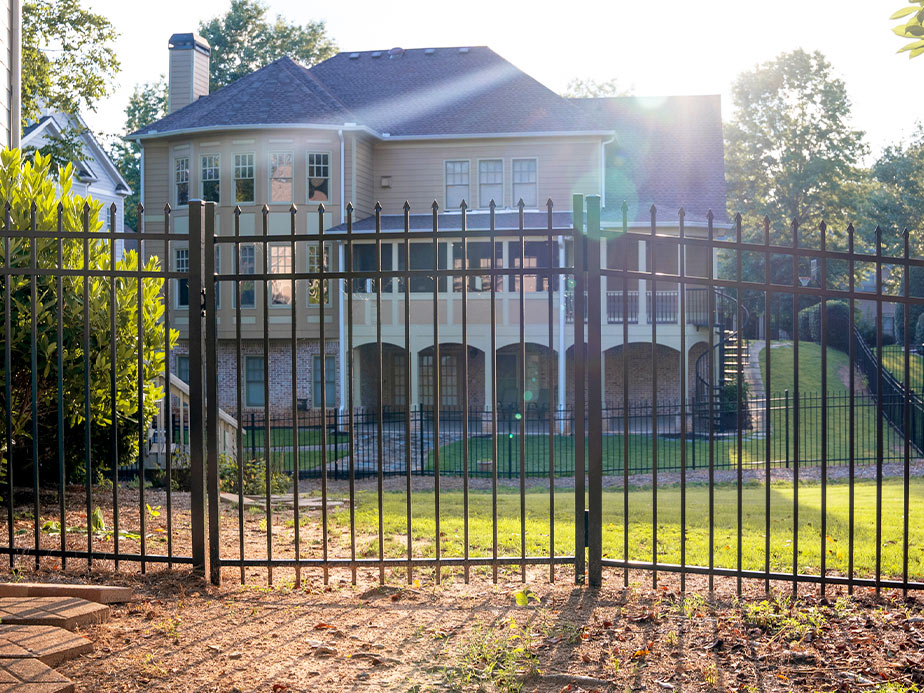 Ornamental iron Fence Contractor in Lincoln