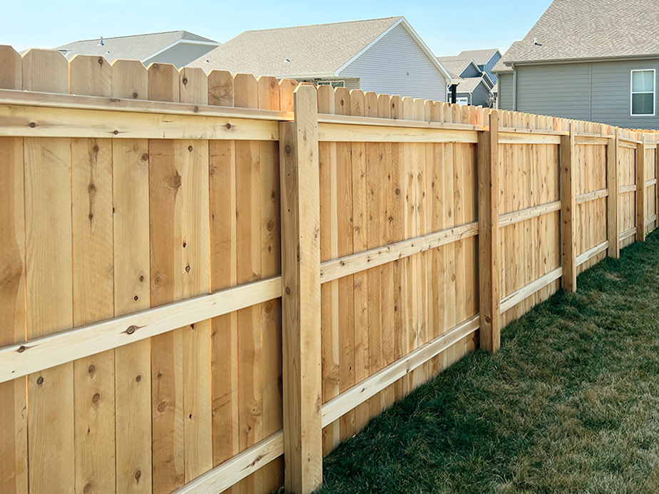 Omaha Nebraska wood privacy fencing